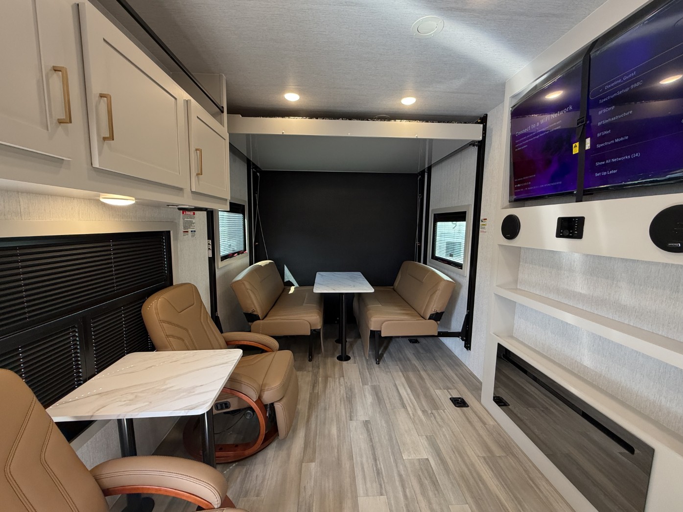 IROK Iconic Rear Lounge